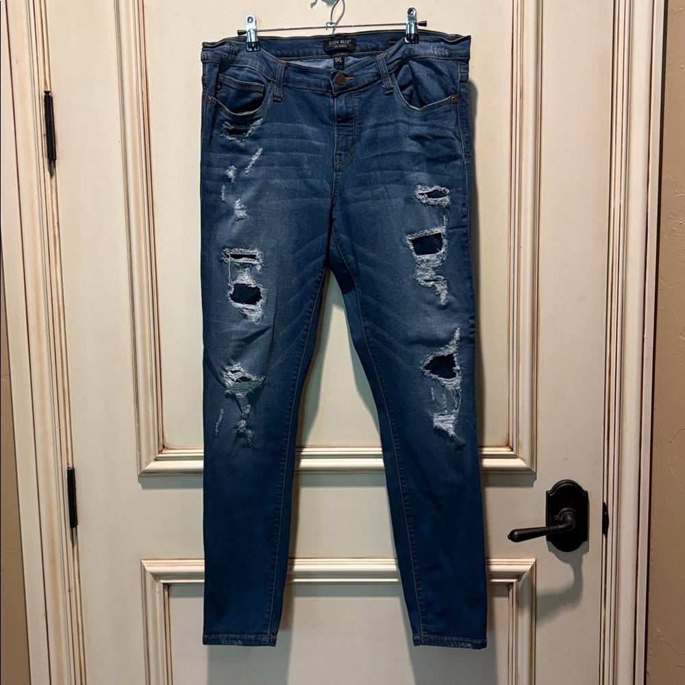 Judy Blue Distressed Blue Jeans